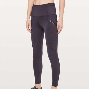 LULULEMON Toasty Tech Tight Il